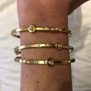 Banana Republic Gold & Pearl Bangle Bracelet set